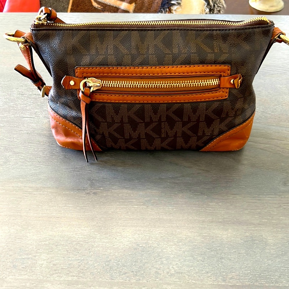 Michael Kors small purse